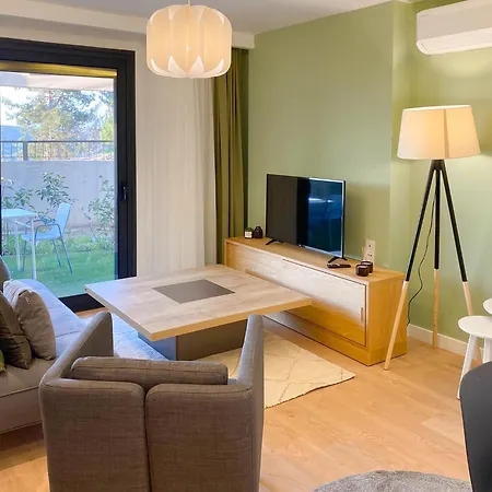 Apartman Cozy Flat With Backyard 5 Min To Marina Çeşme